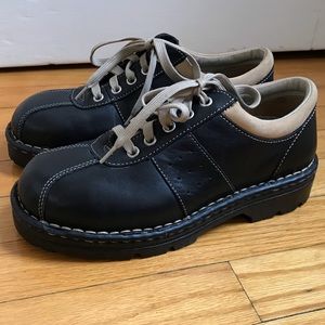 Black Carolina work shoe